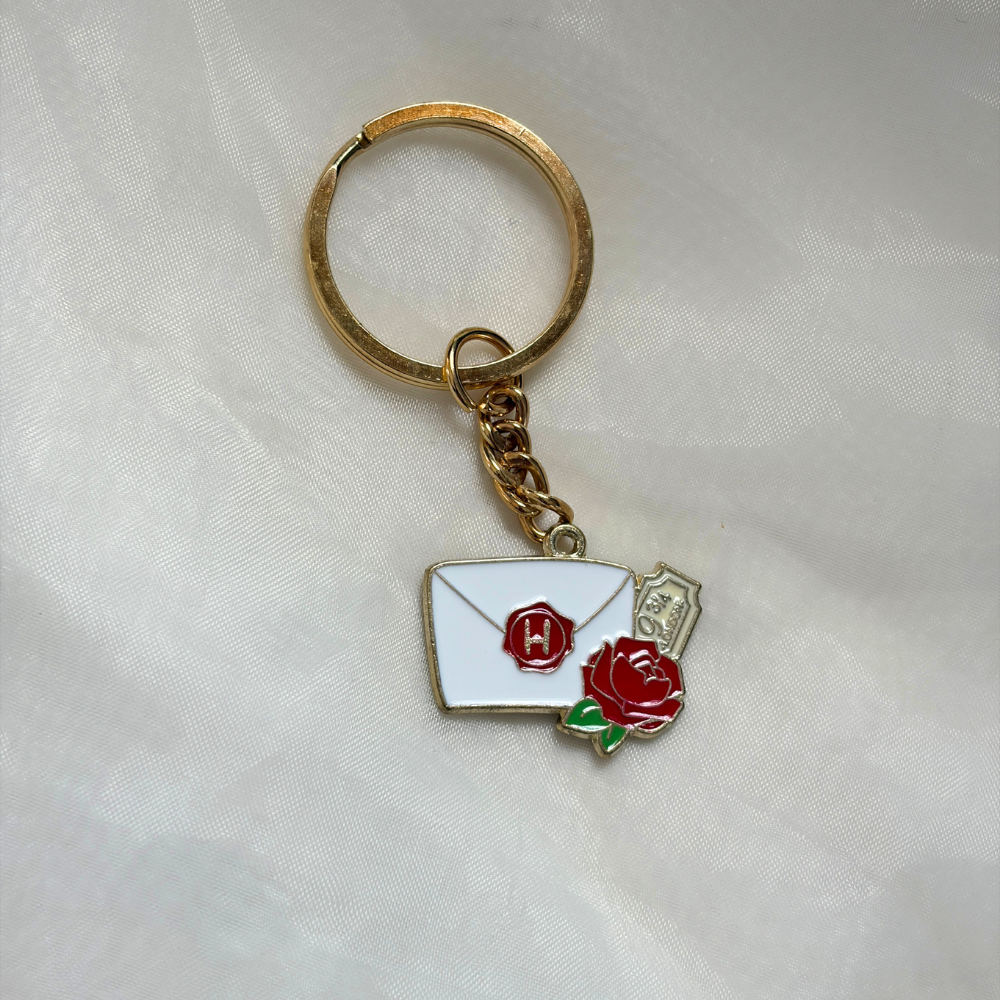 Hogwarts Acceptance Letter Keychain - The Harry Potter Collection