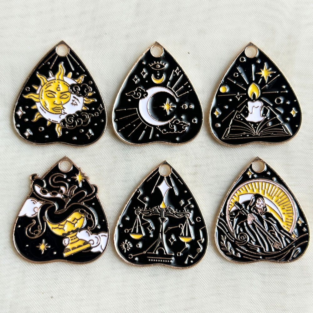The Tarot Chains - The Tarot collection