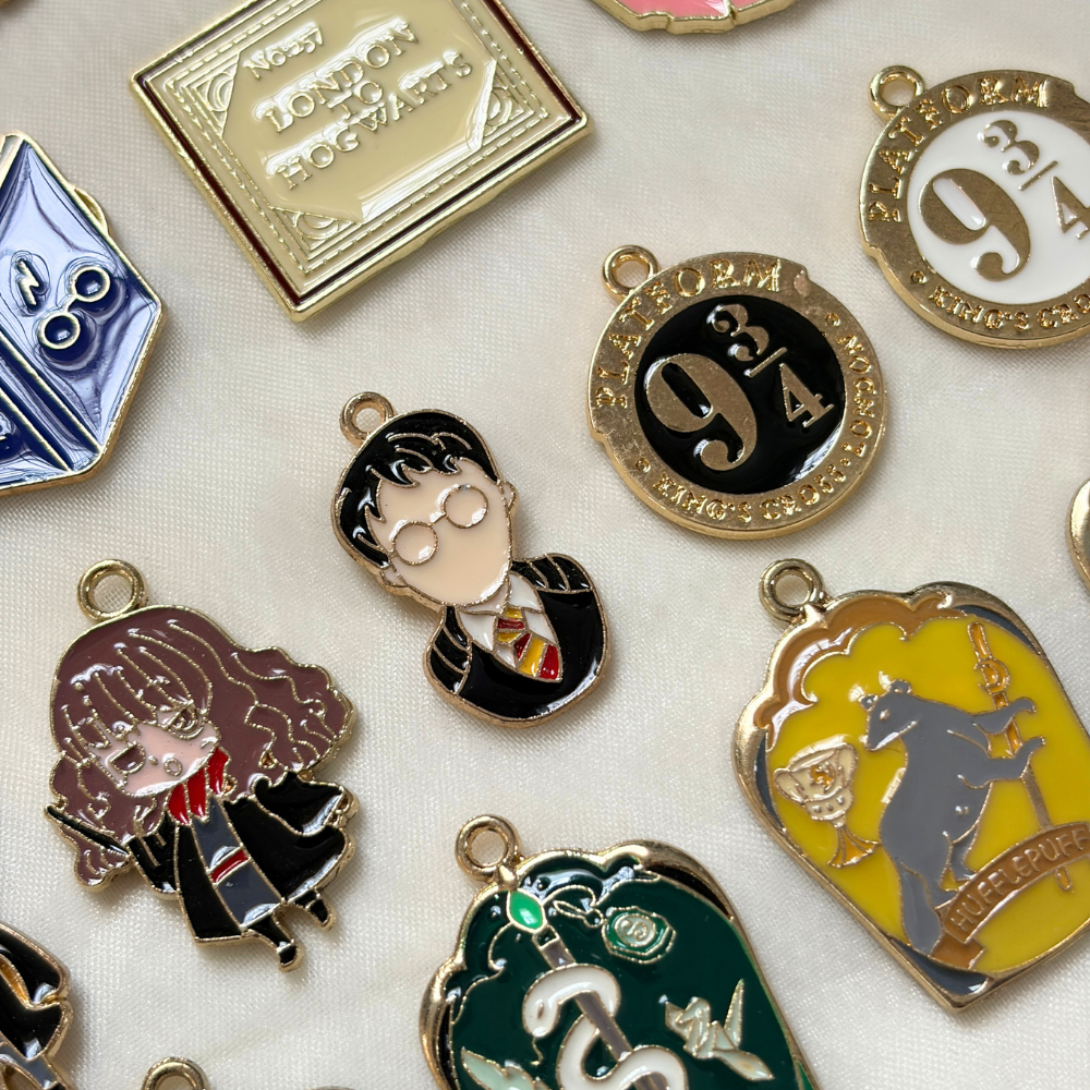 Platform 9 3/4 Chain - Black - The Harry Potter Collection