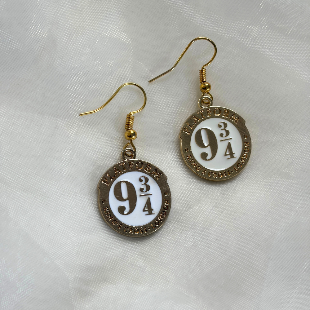 Platform 9 3/4 Earrings - White - The Harry Potter Collection