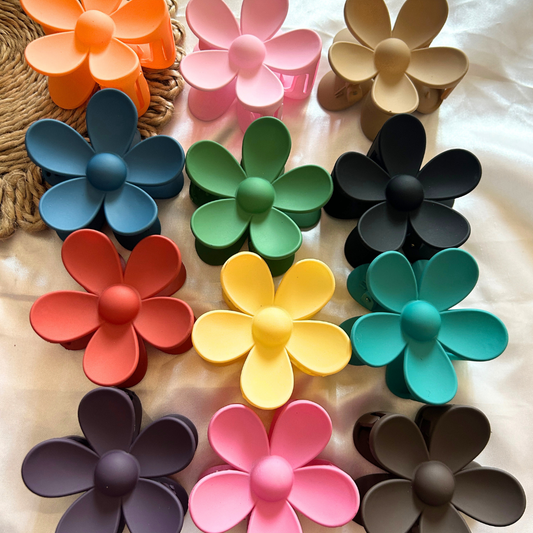 Rounded Flower Claw Clip - Medium