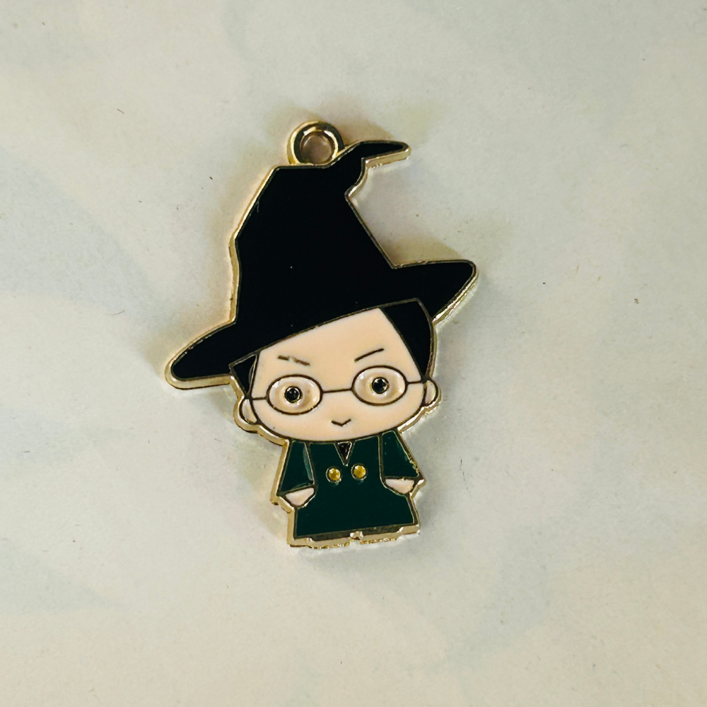 Minerva McGonagall chain - The Harry Potter Collection