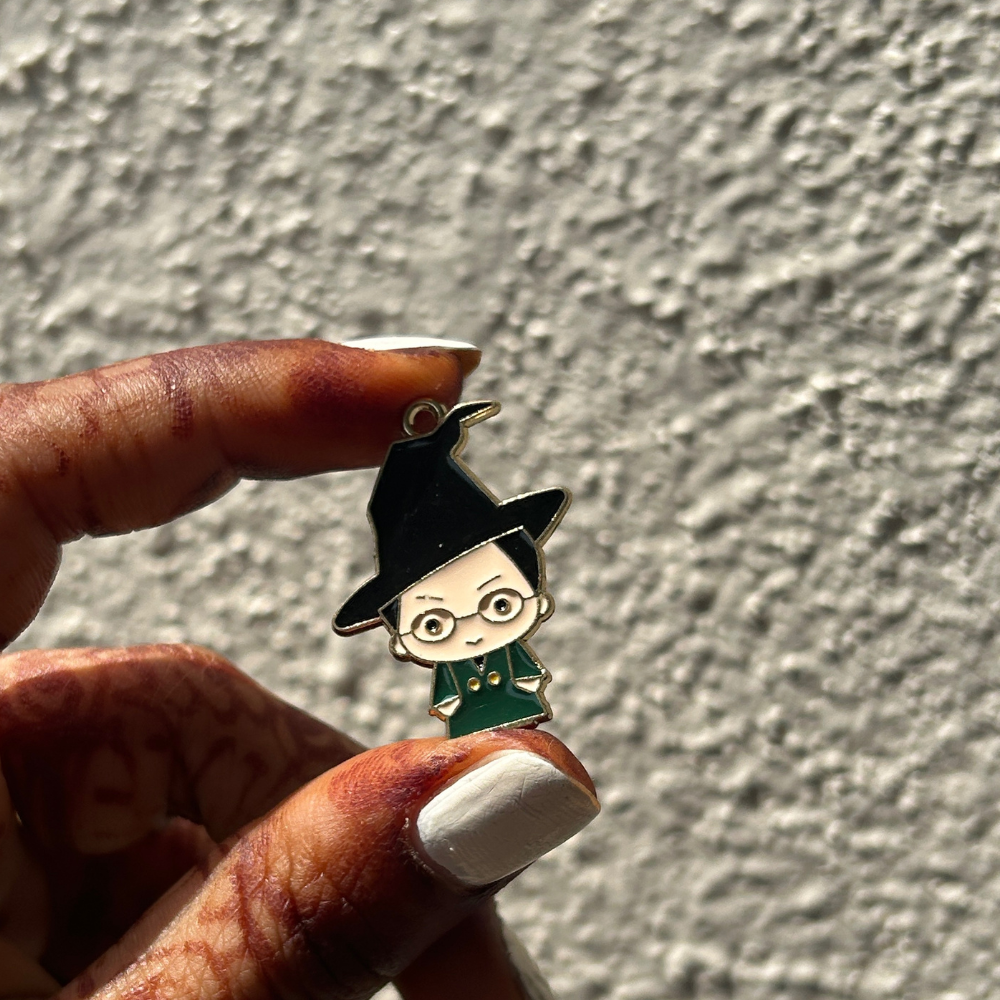 Minerva McGonagall chain - The Harry Potter Collection
