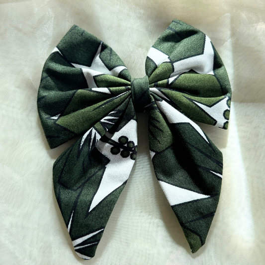 Green Prints Pigtail Bow