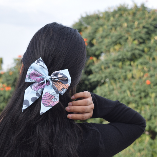 Butterflies -  Pigtail Bow