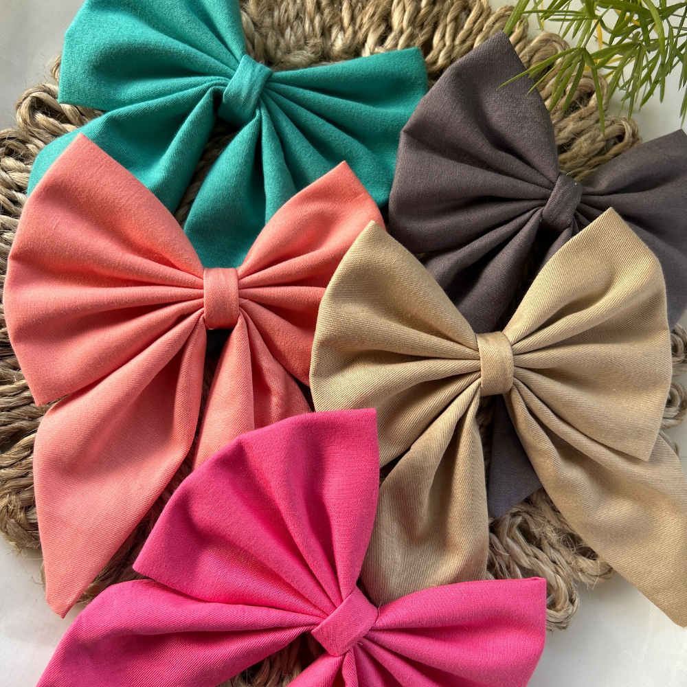 Black Prints Pigtail Bow