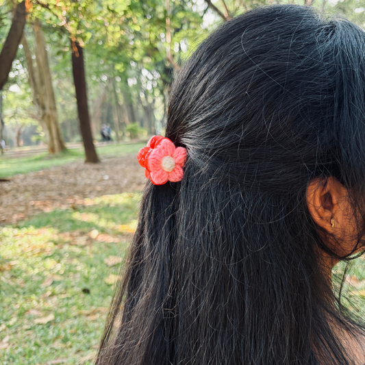 Crochet Flower Claw Clip - Light  Pink