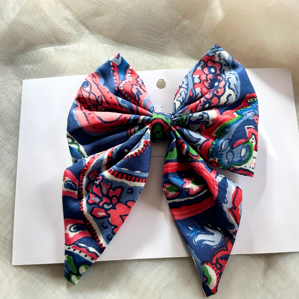 White Prints Pigtail Bow