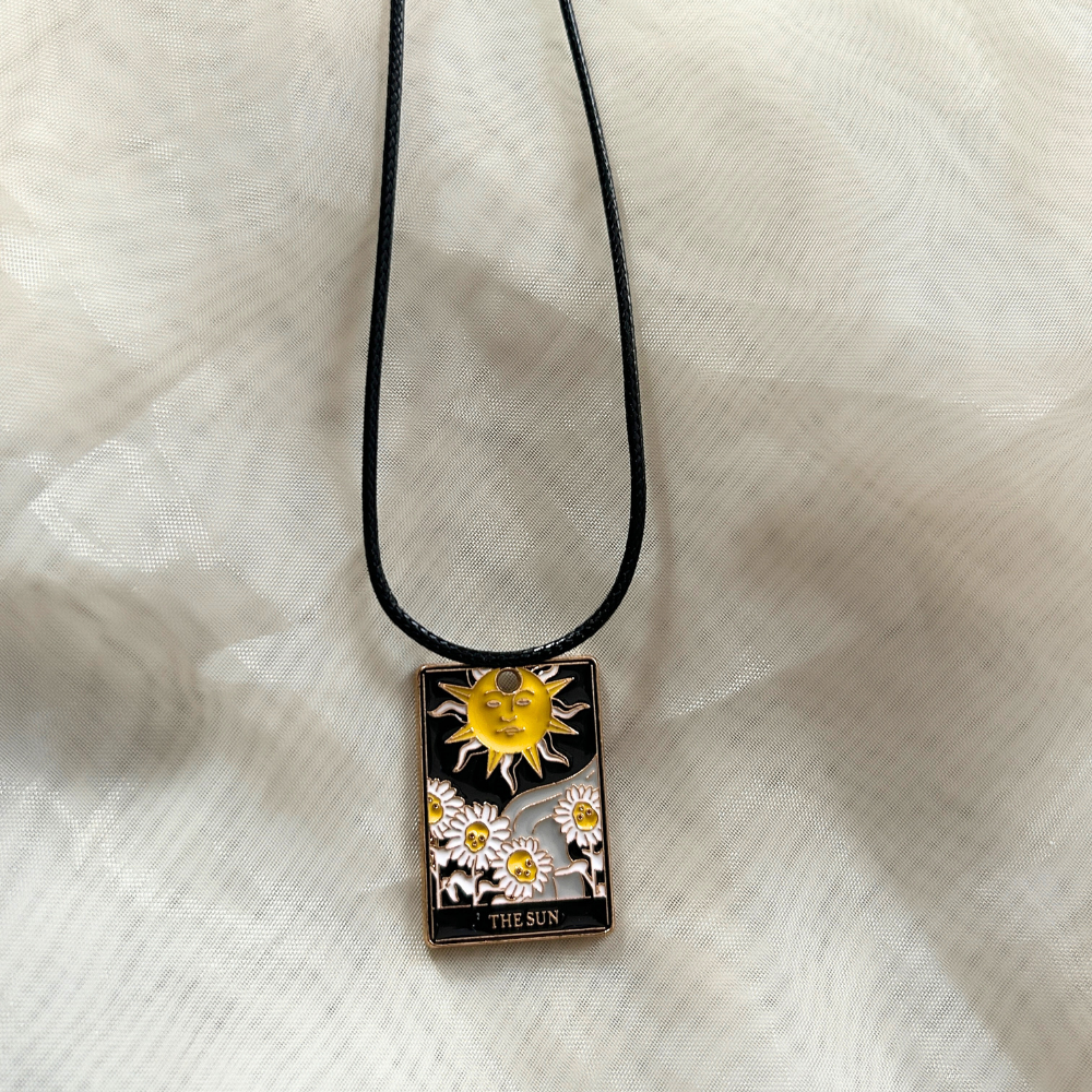 The Sun Chain - Tarot Collection