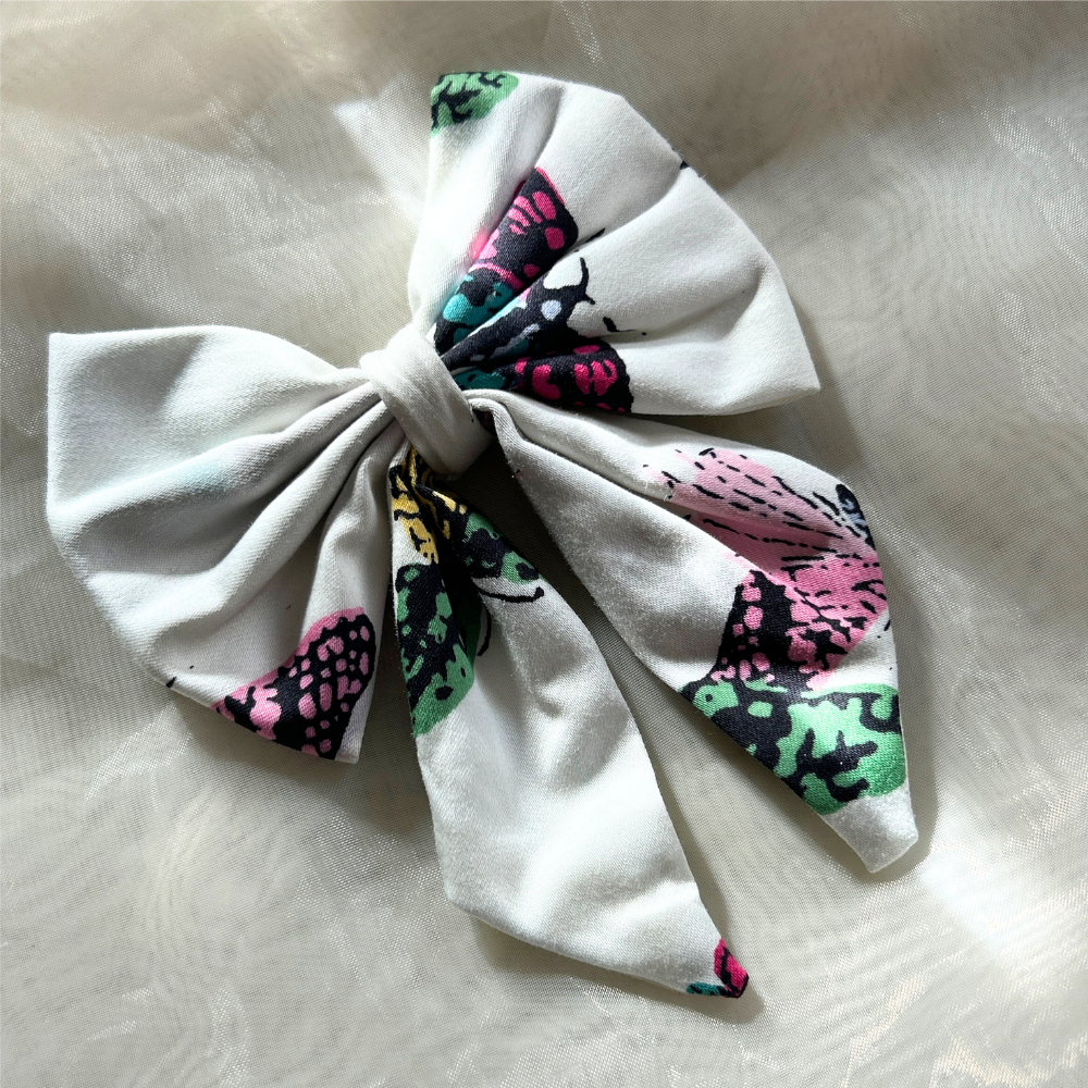 White Prints Pigtail Bow