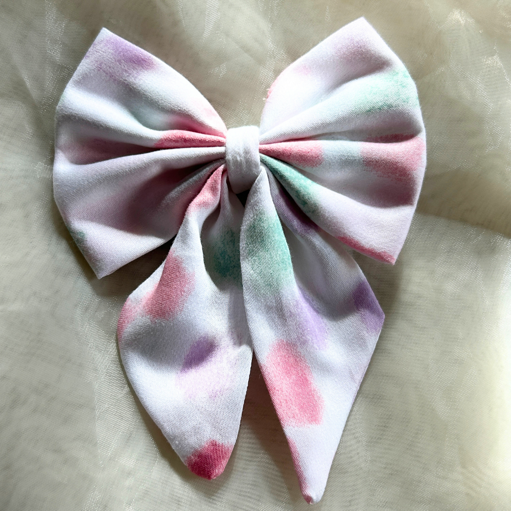 White Prints Pigtail Bow